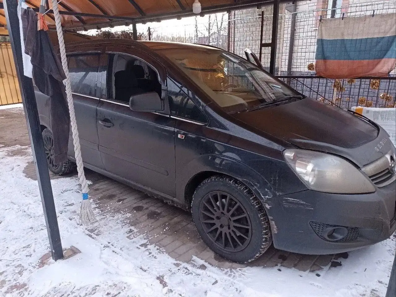 Opel Zafira B 2011 года, 1.8 MT, бензин, 400 тыс. км - Авто в Тула