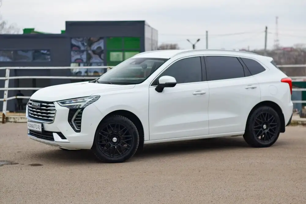 Haval Jolion 2023 максимальная комплектация - Легковые автомобили (Авто) в Канаш
