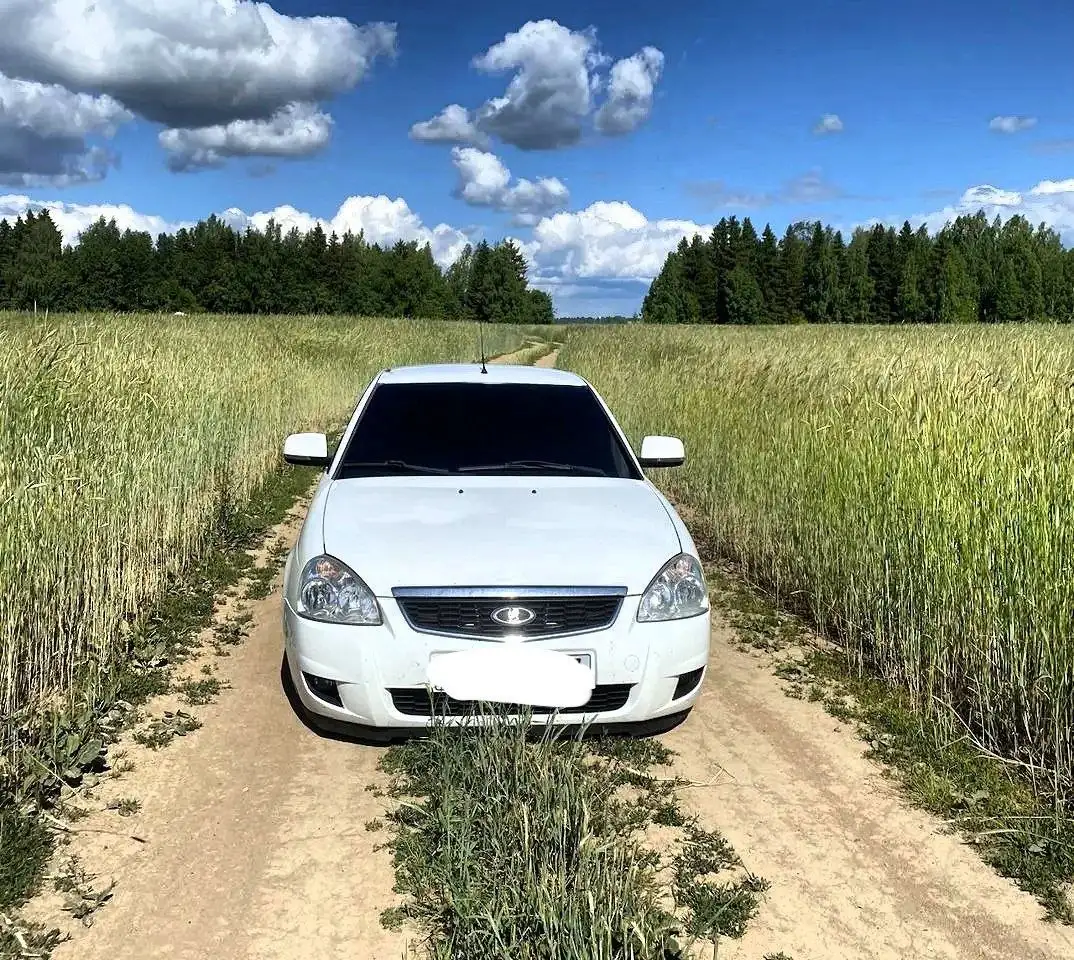 Продаётся ВАЗ (LADA) Priora 1.6 MT 2012 года - Легковые автомобили (Авто) в Киров