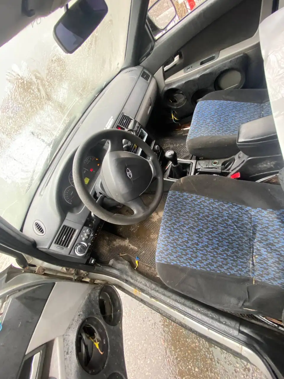 Продажа автомобиля Lada Priora 2012 года - Легковые автомобили (Авто) в Чебоксары