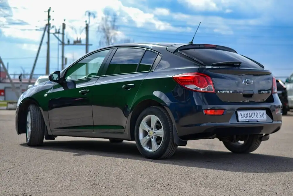 Chevrolet Cruze 2013 - Легковые автомобили (Авто) в Канаш