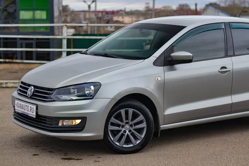 Volkswagen Polo 2018, 1 владелец, в отличном состоянии - Авто в Канаш