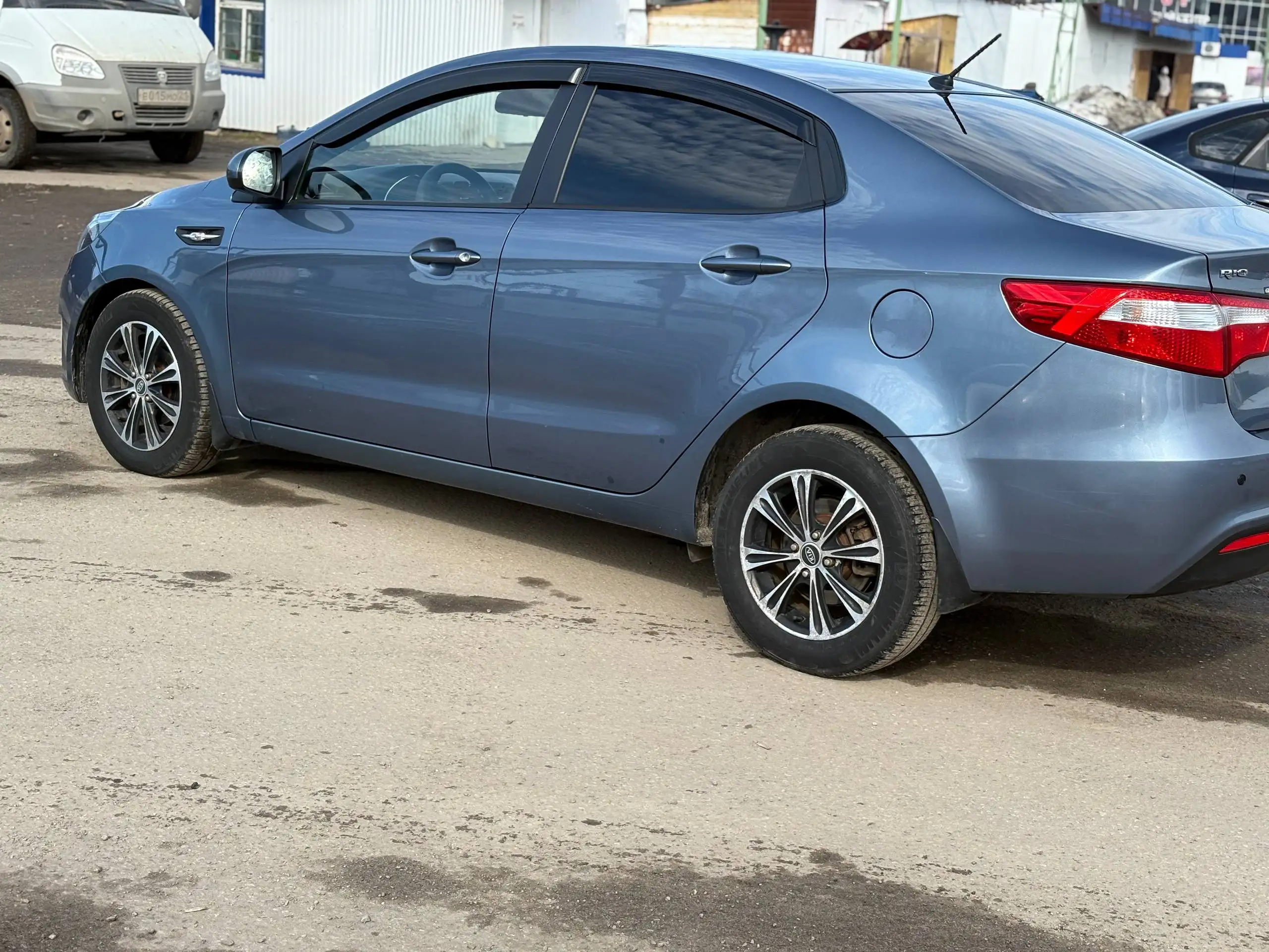 Kia Rio 2013 в кредит или за наличные - Легковые автомобили (Авто) в Канаш