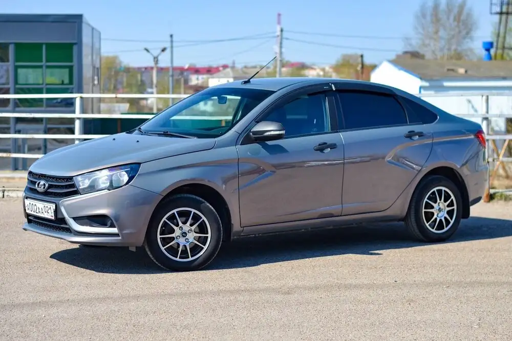 Lada Vesta 2019 в кредит - Легковые автомобили (Авто) в Канаш