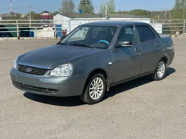 Lada Priora 2007 года в кредит по 4 тыс. руб./мес. - Volkswagen Polo в Канаш