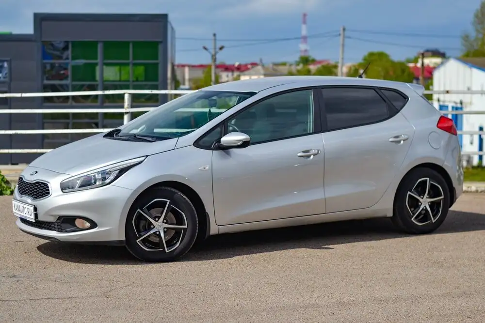 Kia Ceed 2015 года в Кредит с Просмотром в Канаше - Авто в Канаш