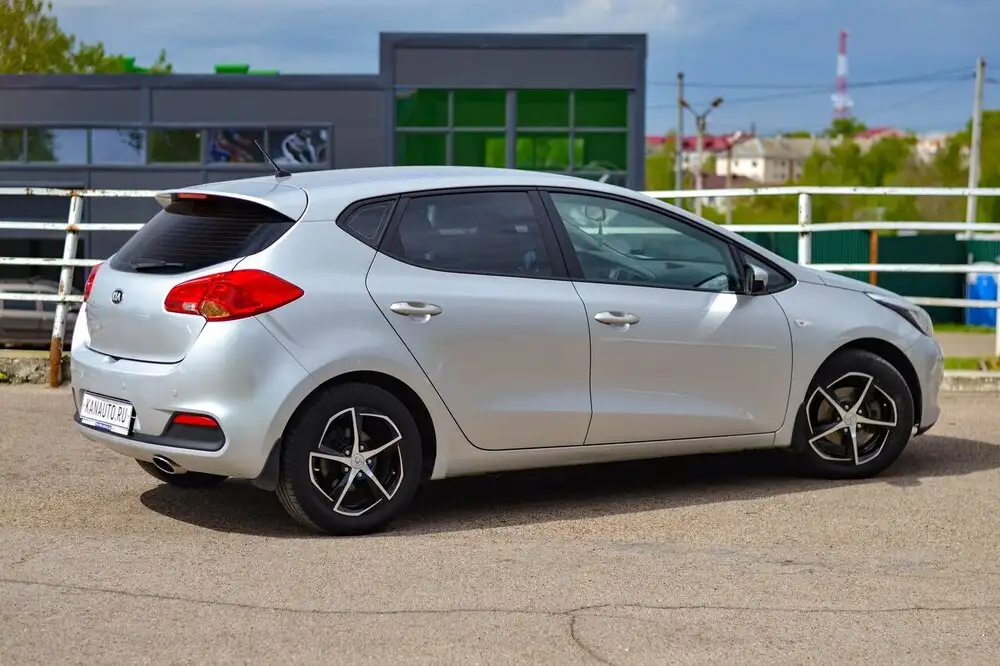 Kia Ceed 2015 года в Кредит с Просмотром в Канаше - Авто в Канаш