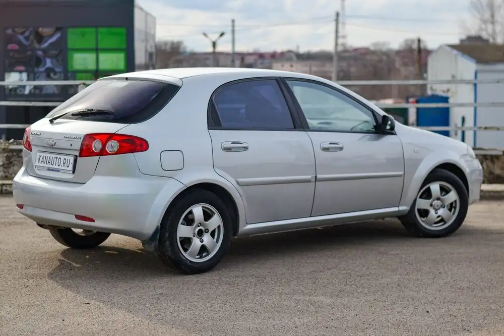 Chevrolet Lacetti 2010 в кредит и за наличные - Легковые автомобили (Авто) в Канаш