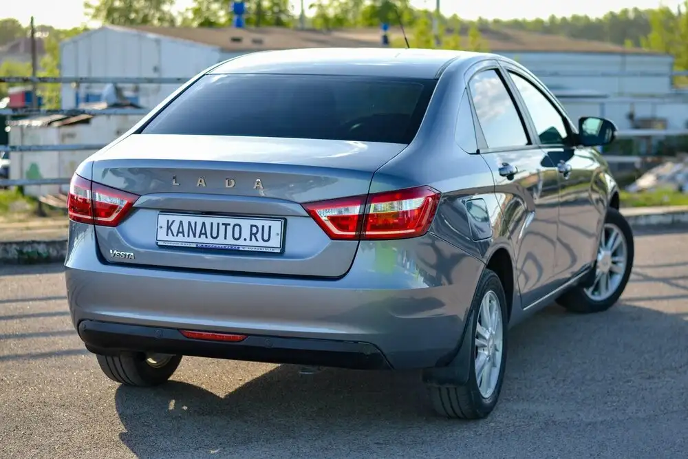 Lada Vesta 2018 - Легковые автомобили (Авто) в Канаш