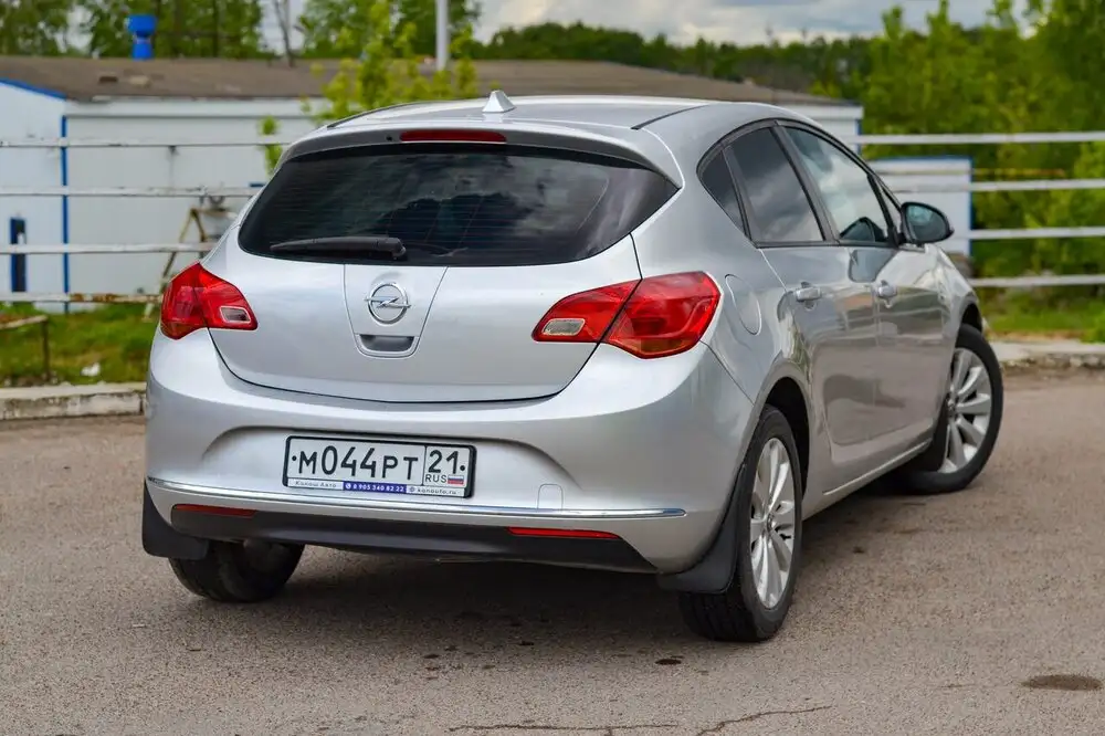 Opel Astra J 2012 в кредит без первого взноса - Легковые автомобили (Авто) в Канаш