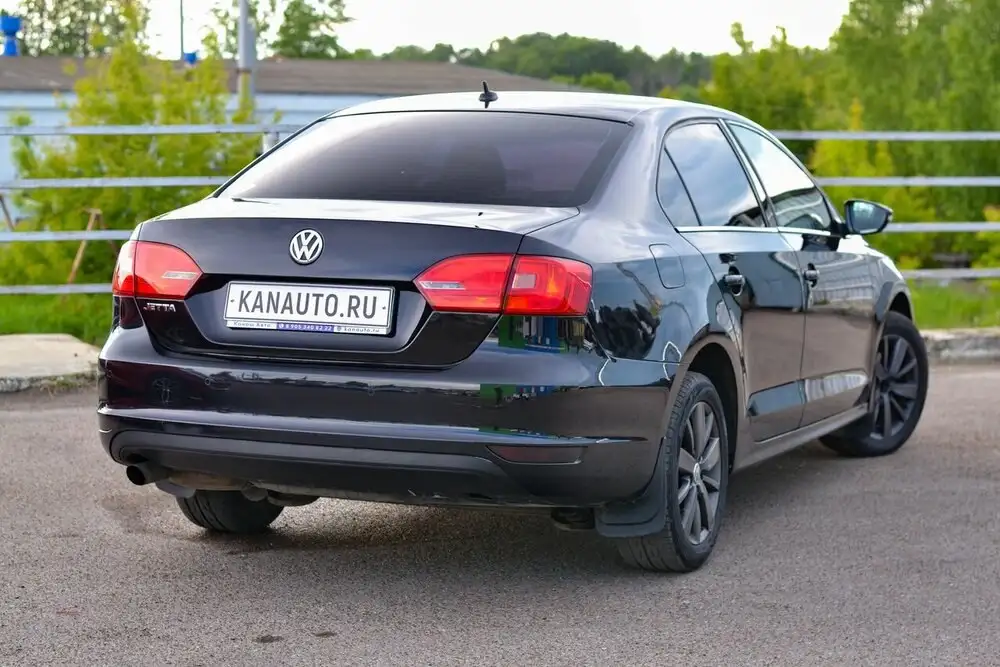Volkswagen Jetta 2013 - Авто в Канаш