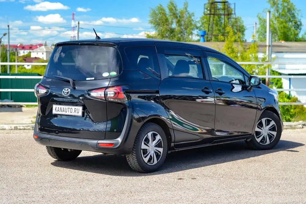 Toyota Sienta 2020 - Автомобили (Авто) в Канаш