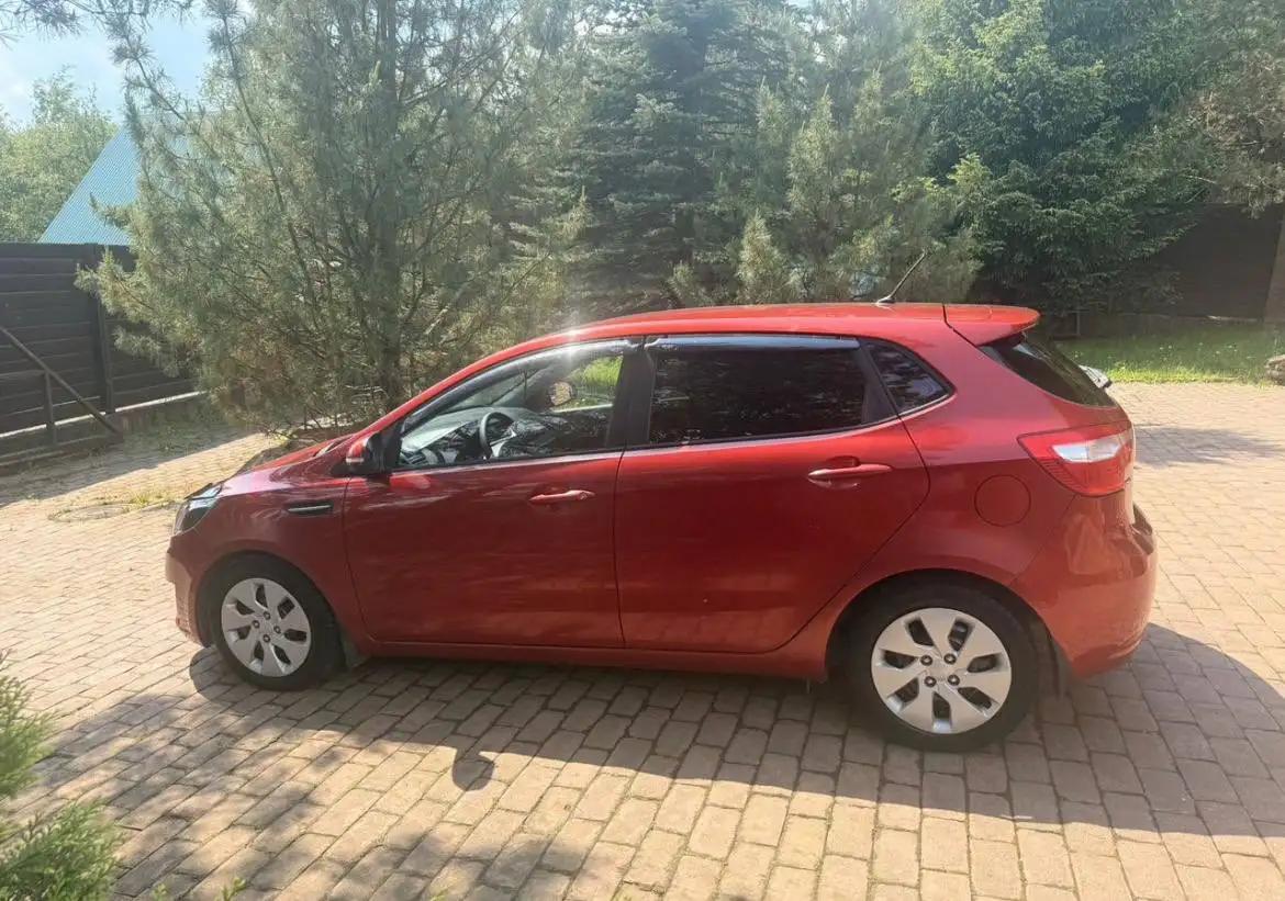 Kia Rio 3 (2013) 1.6 AT, 123 л.с. - Легковые автомобили (Авто) в Москва