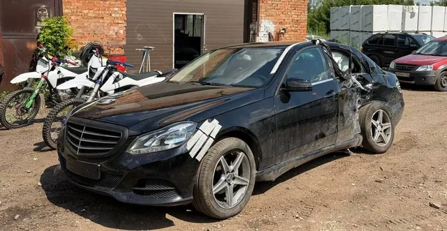 Mercedes-Benz E-Class 2015 - Авто в Чебоксары