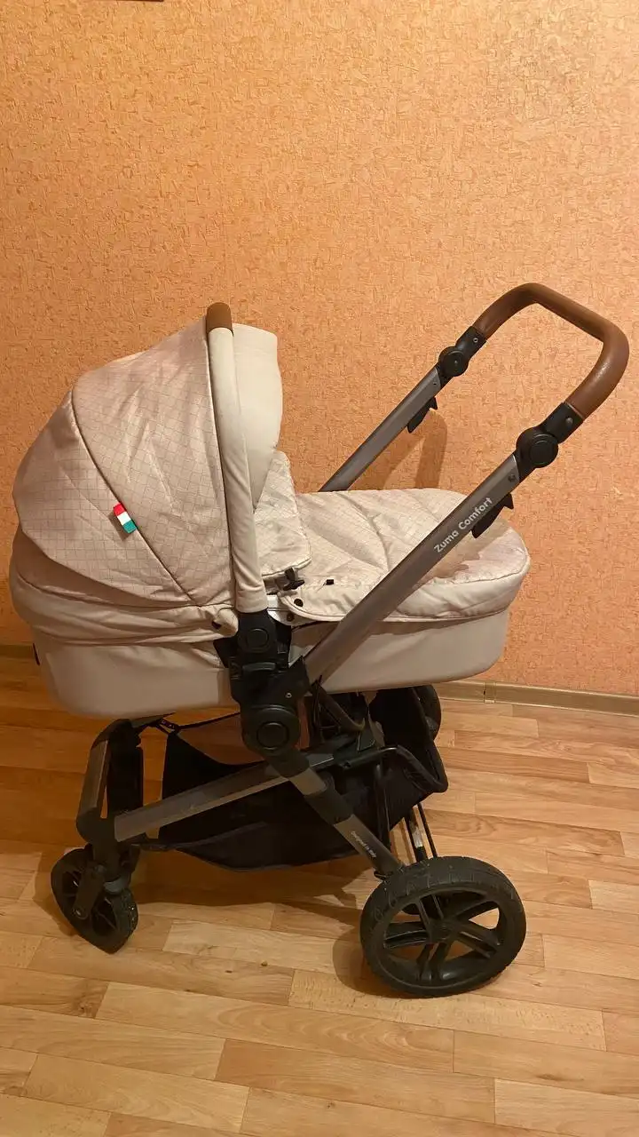 Продам коляску 3в1