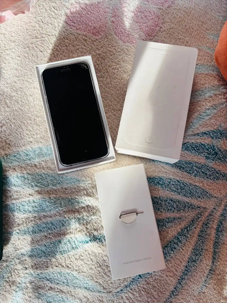 Айфон 6 оригинал с аксессуарами - Смартфоны (Электроника) в Кемерово