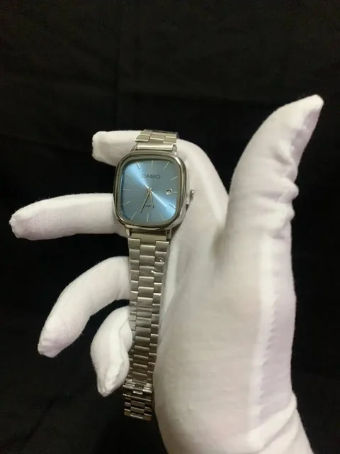 Кварцевые металлические часы - Электроника в Саратов/Энгельс