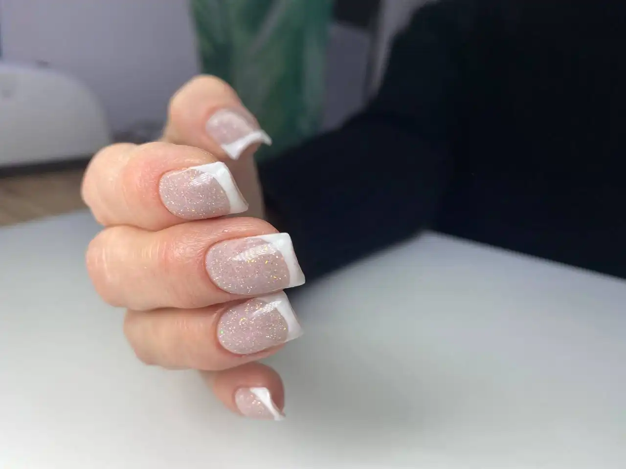 Маникюр с покрытием все включено