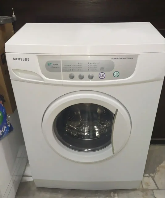 Стиральная машина Samsung 3.5 кг - Барахолка в Саратов