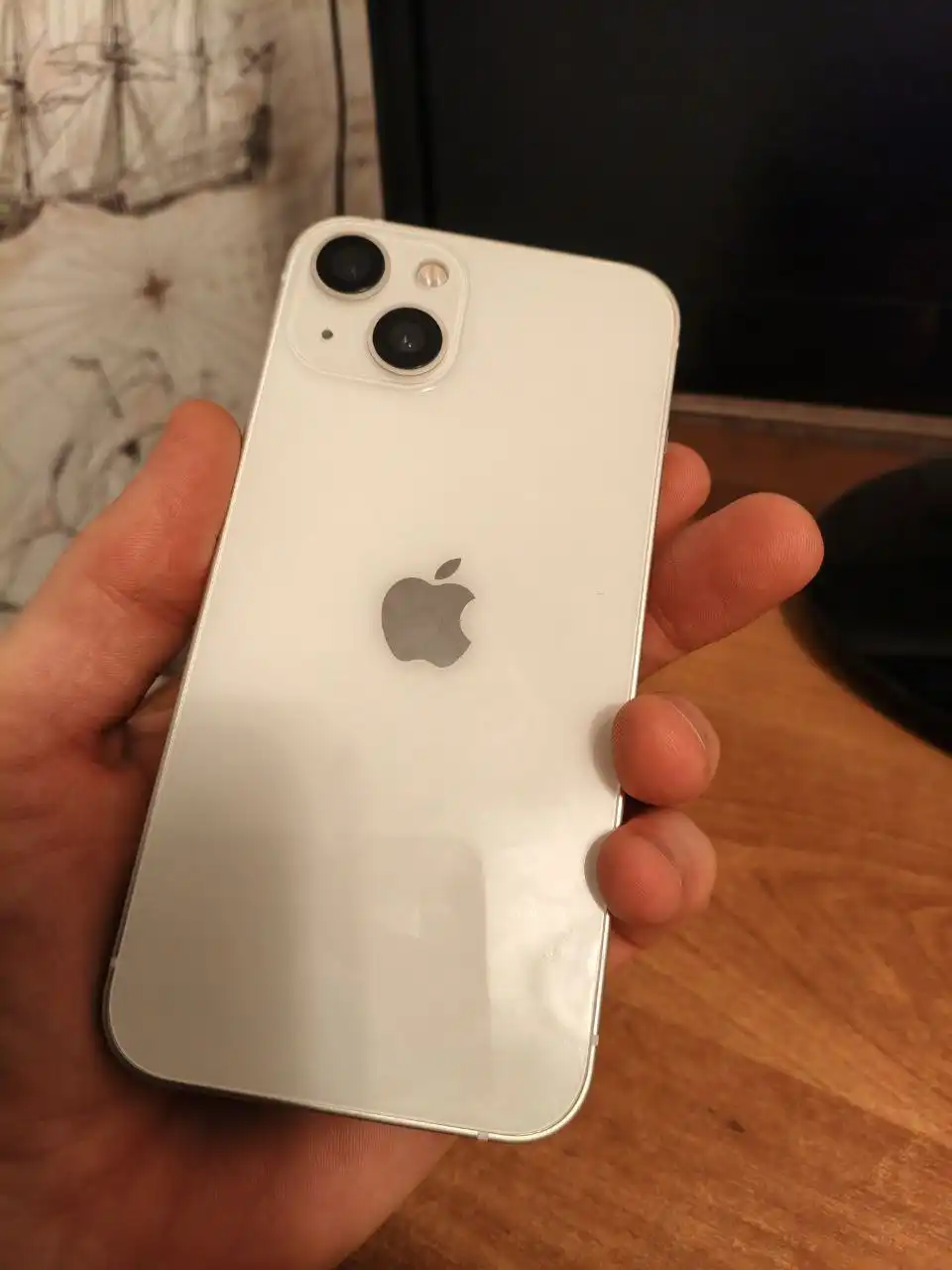 Продам iPhone 13 256гб белый - Смартфоны (Электроника) в Саратов