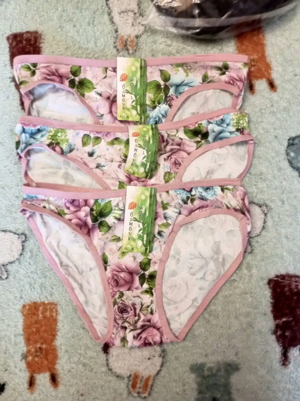 Продажа остатков нижнего белья и носочков - Барахолка в Саратов