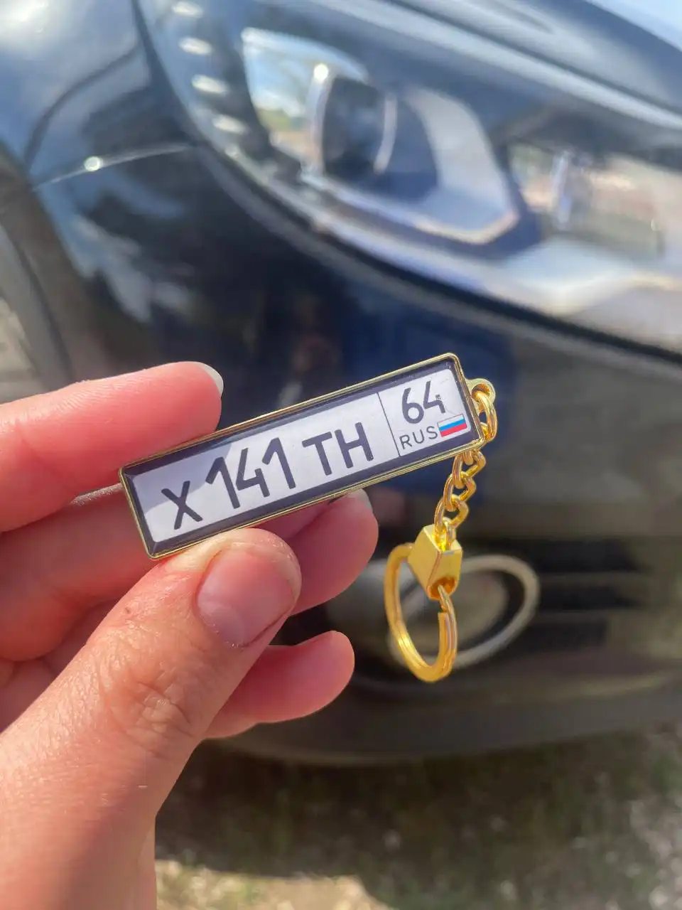 Индивидуальный брелок с гос. номером машины и 3D стикер с фото в подарок - Сувениры (Хобби и отдых) в Саратов