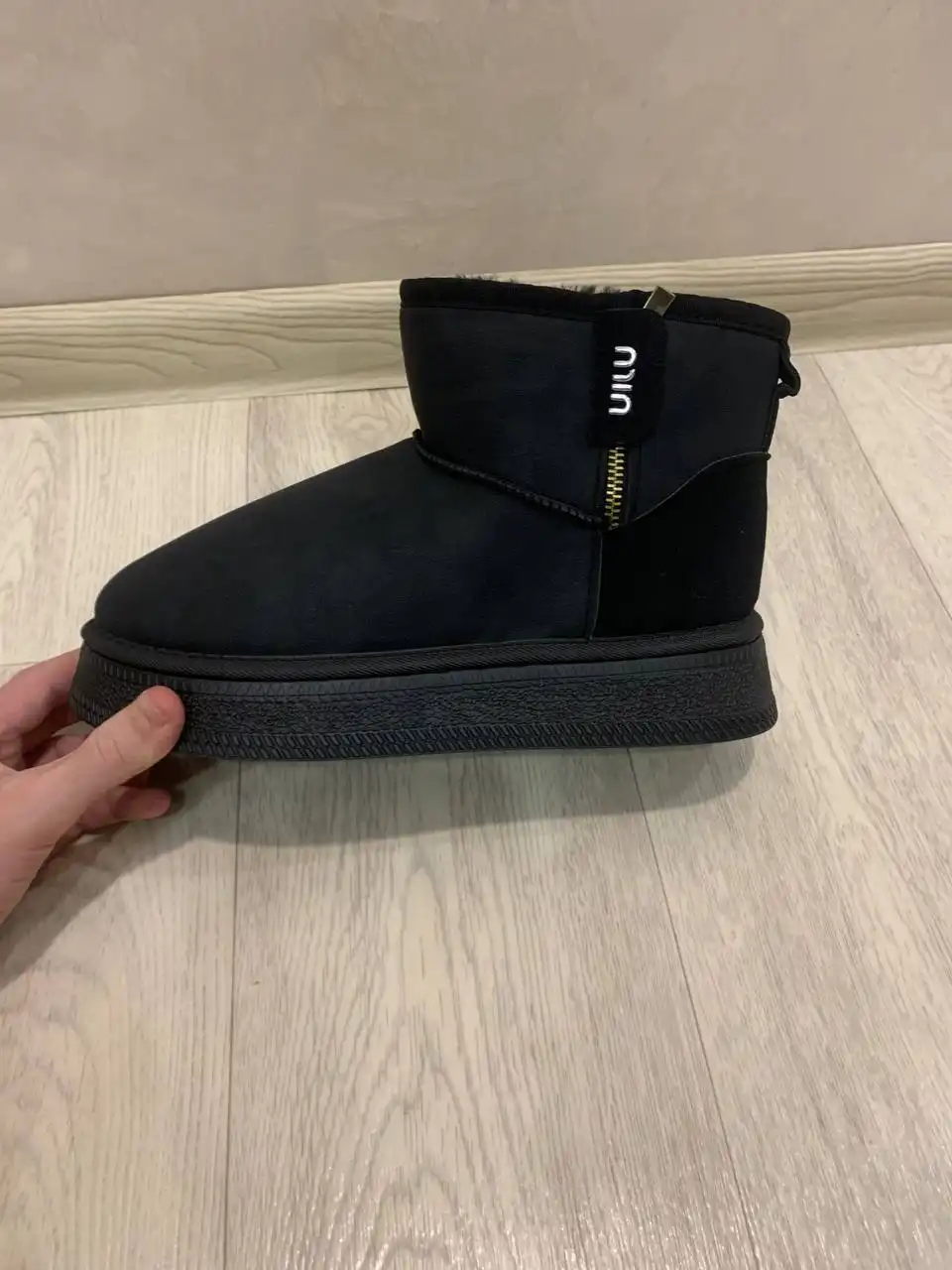 Маломерят на размер, в наличии 39-40 размеры - Обувь (Одежда) в Саратов