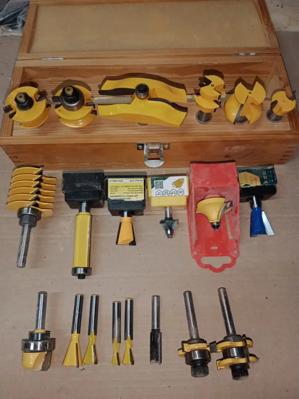 Продам набор фрез по дереву - Оборудование в Нижний Новгород