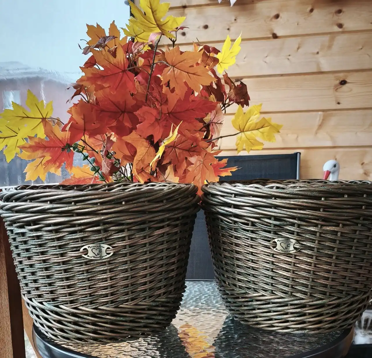 Кашпо из ротанга ручной работы