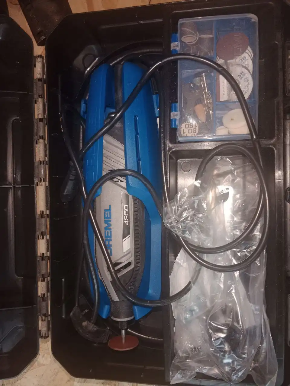 Продам Dremel 4250-3/45 новый с документами