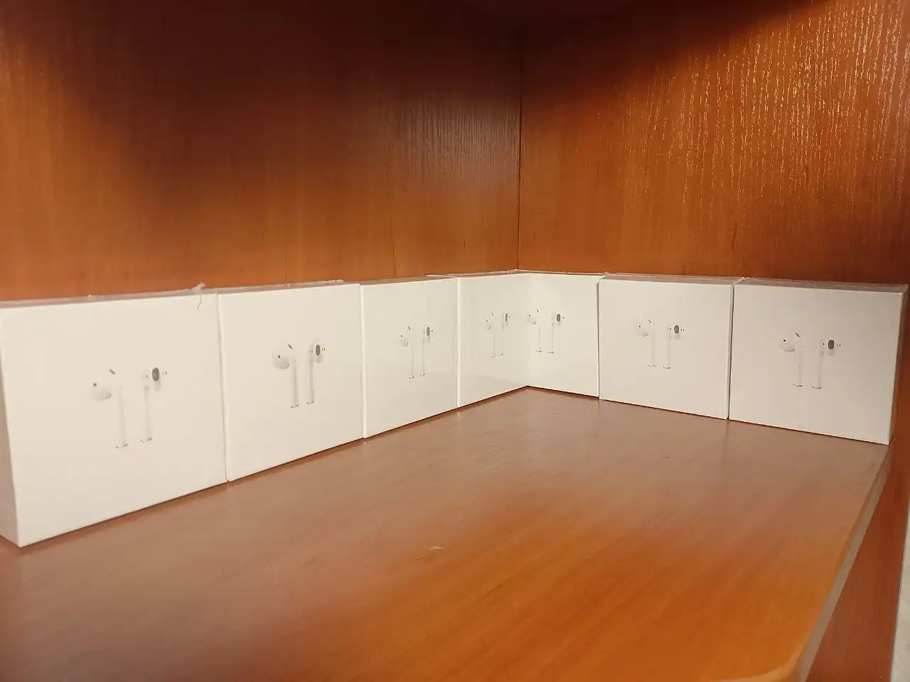 Наушники Airports 2 в наличии - Аудиотехника (Электроника) в Нижний Новгород