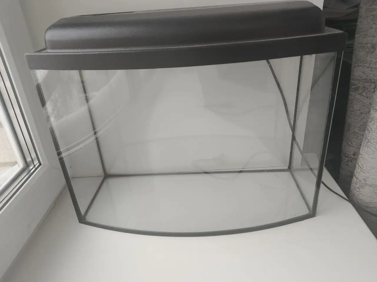 Аквариум 30 литров с освещением - Аквариумистика (Хобби и отдых) в Нижний Новгород