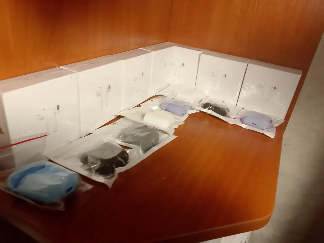 Продажа наушников AirPods 2 - Аудиотехника (Электроника) в Нижний Новгород