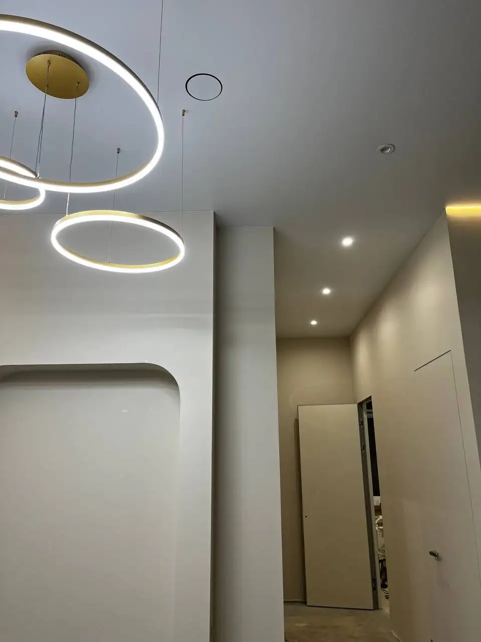 Услуги монтажа натяжных потолков и освещения - Услуги в Нижний Новгород