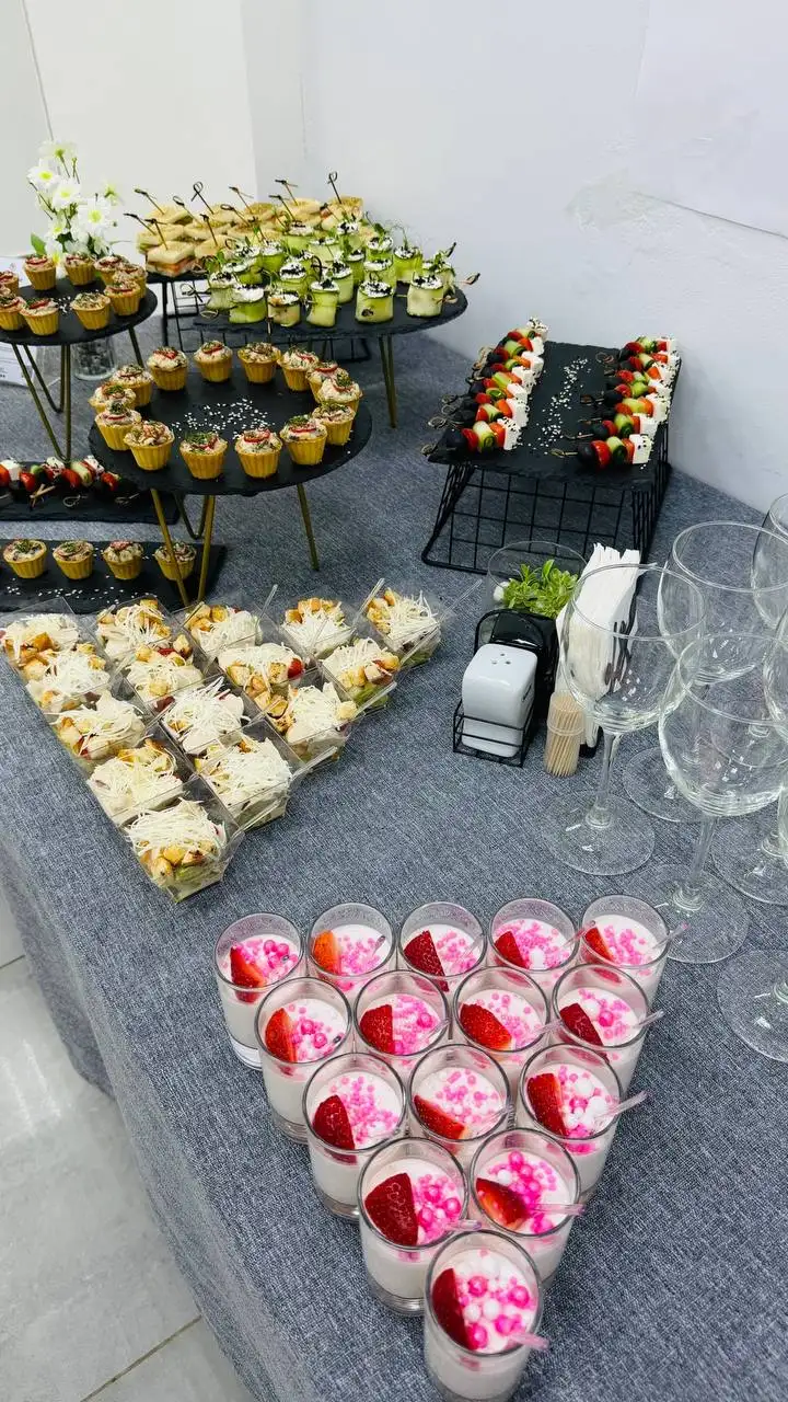 Поздравление с Международным женским днём от À la Russe catering - Кейтеринг (Услуги) в Нижний Новгород