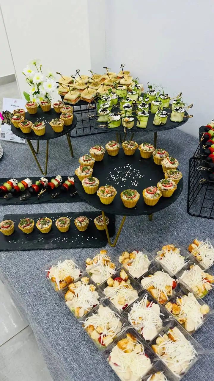 Поздравление с Международным женским днём от À la Russe catering - Кейтеринг (Услуги) в Нижний Новгород