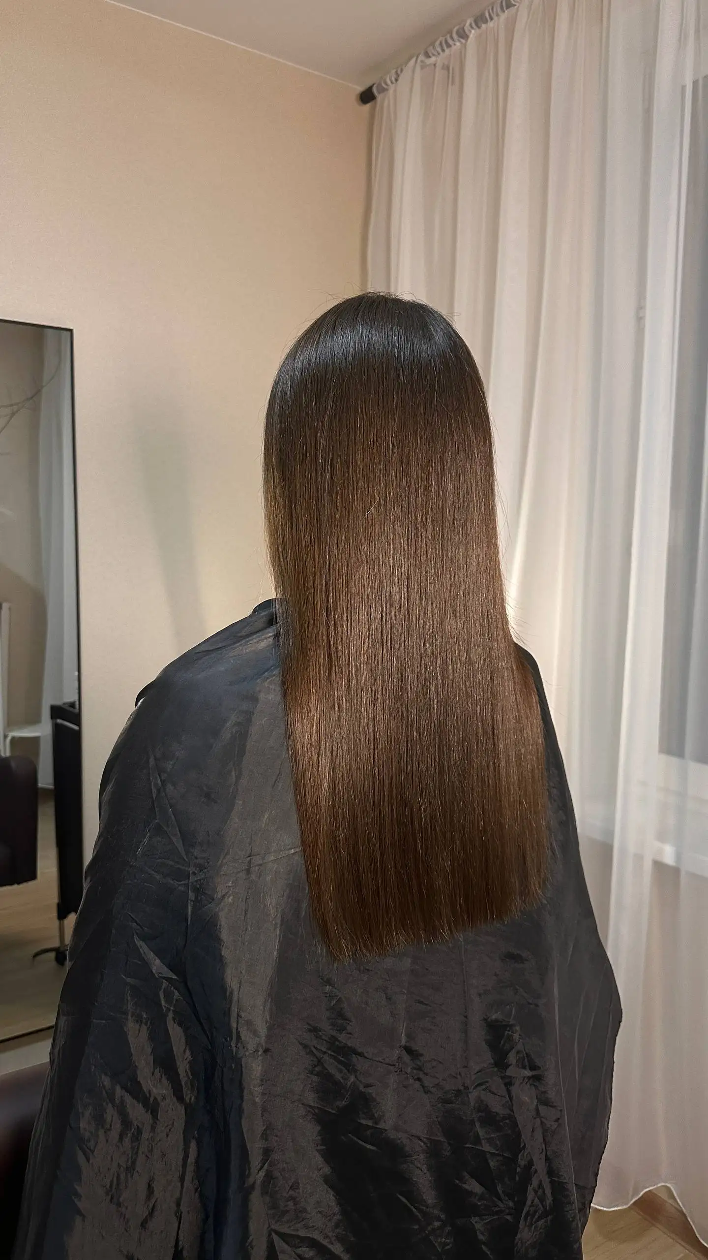 Услуги кератинового выпрямления с сохранением объема у корней - Парикмахерские услуги (Услуги) в Нижний Новгород