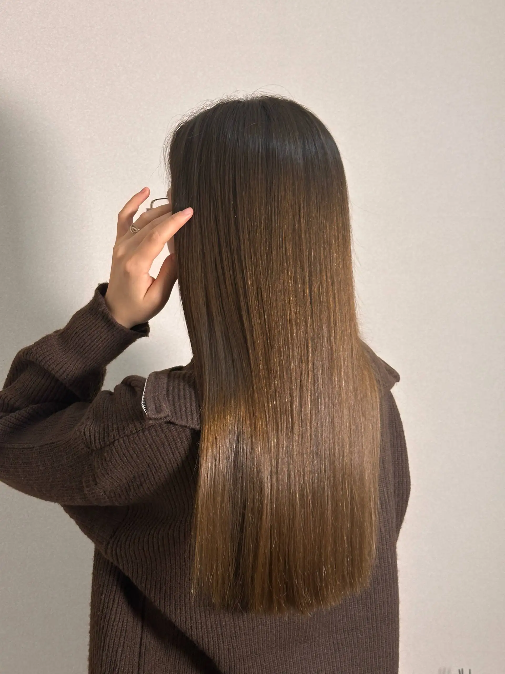 Услуги кератинового выпрямления с сохранением объема у корней - Парикмахерские услуги (Услуги) в Нижний Новгород