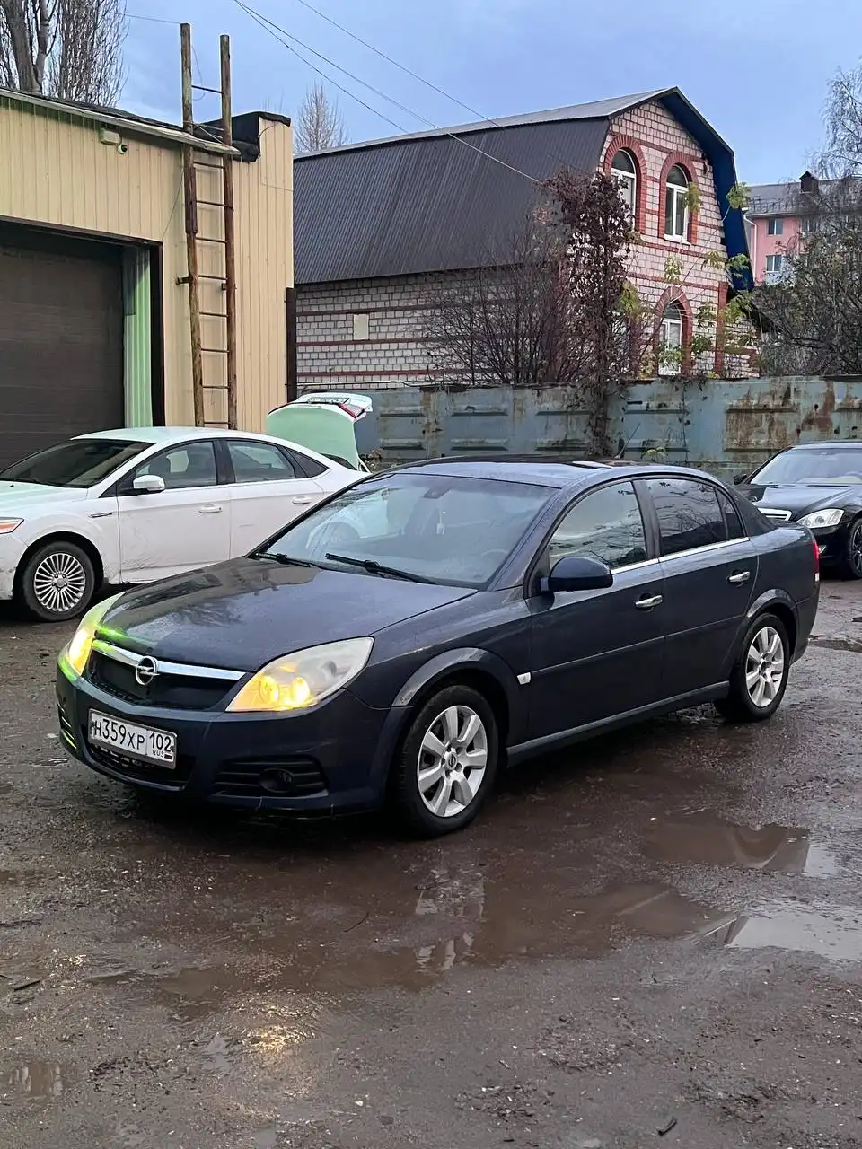 Opel Vectra 1.8 на роботе 2006 года