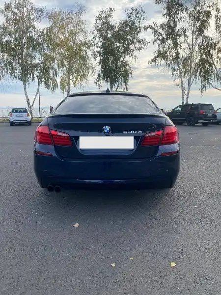 BMW 5 серии 2012 года