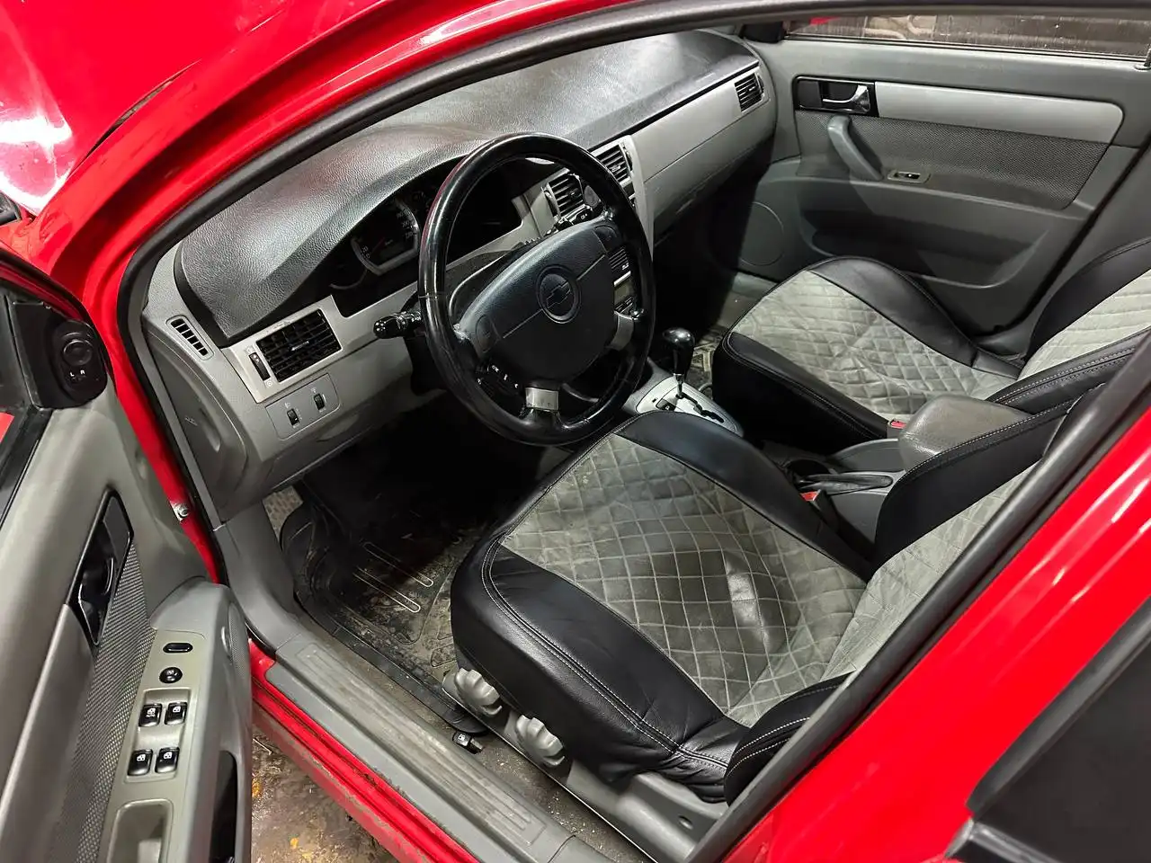 Продажа Chevrolet Lacetti и ВАЗ 2107