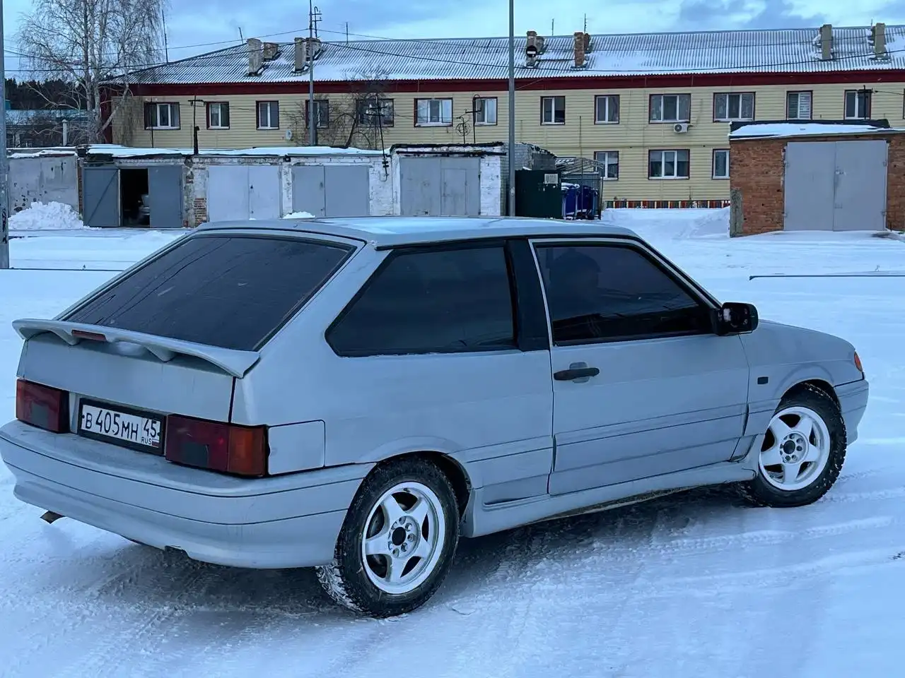 Продам ВАЗ 2113 2005 года в хорошем состоянии