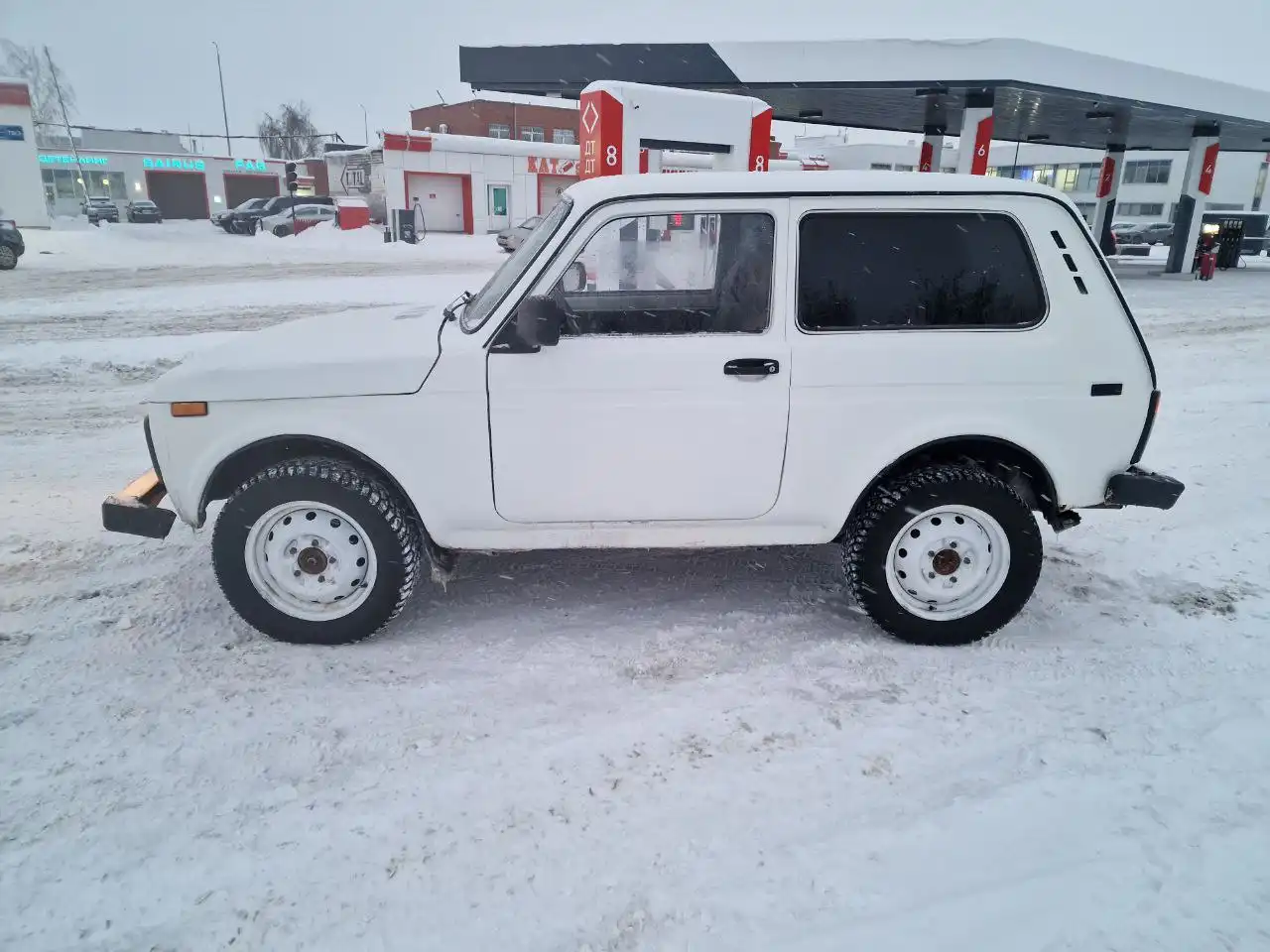 Нива 4х4 2002 года в отличном состоянии