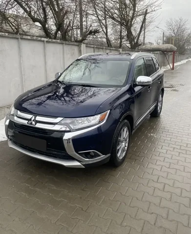 Mitsubishi Outlander 2017 - частное объявление в Тюмень