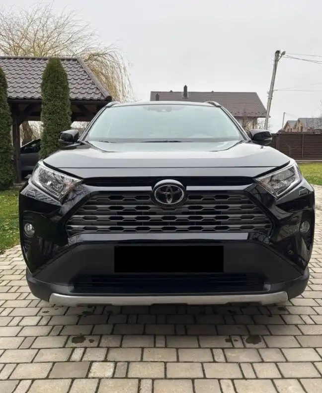 Продажа Toyota RAV4 2021 года