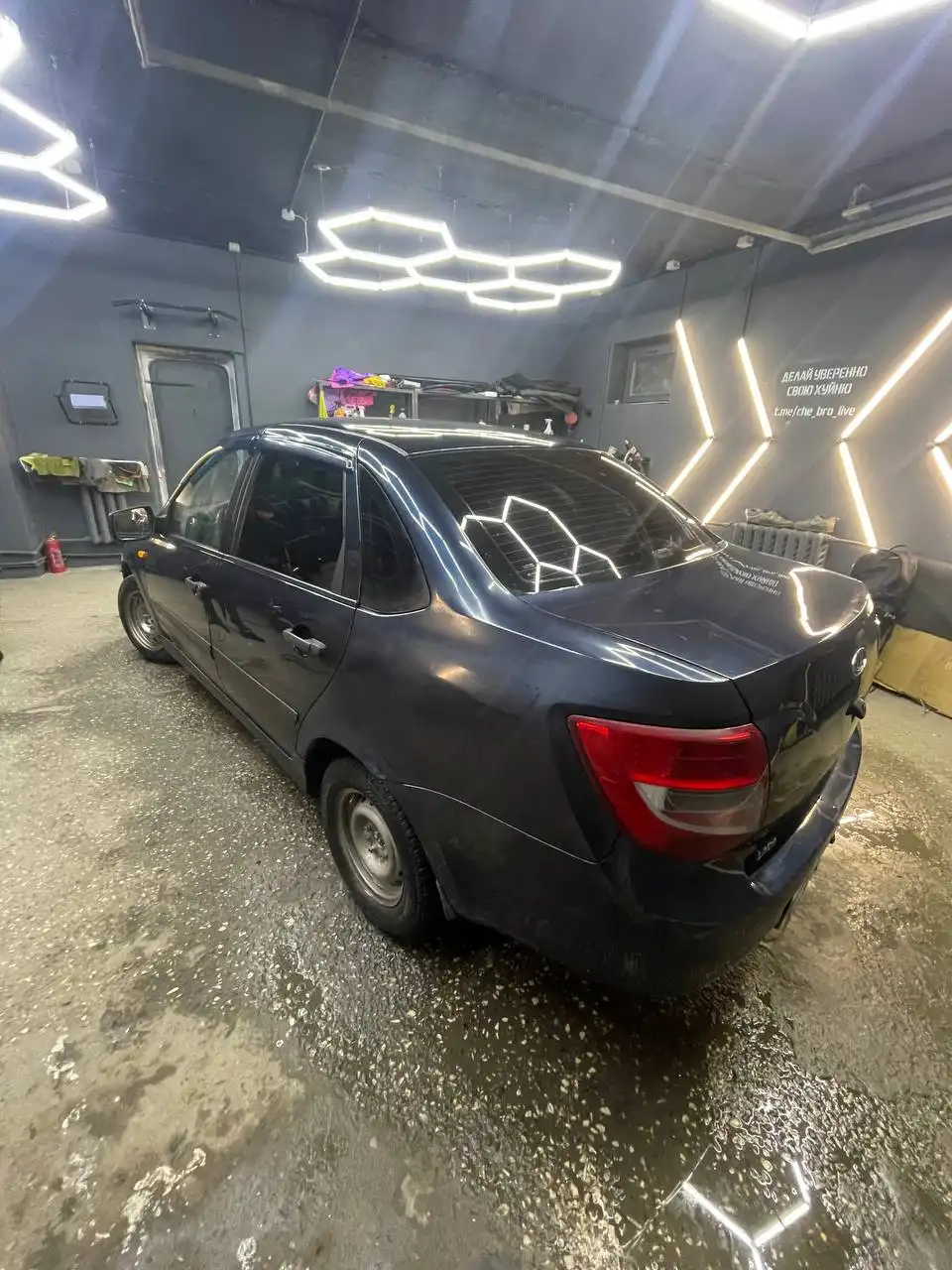 Продажа Лада Гранта 2012 года с полным ходом