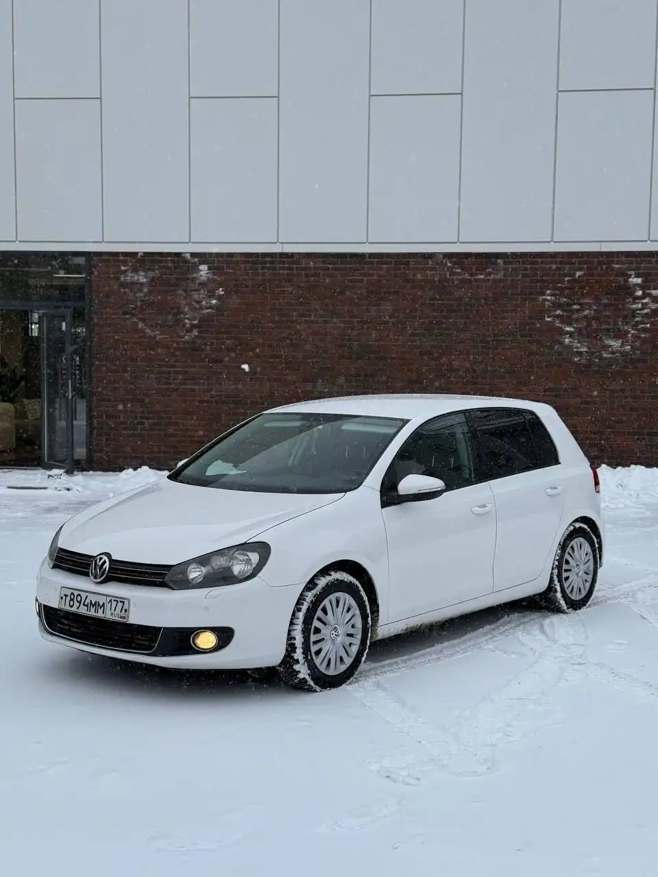 Volkswagen Golf 6 2012 года в отличном состоянии