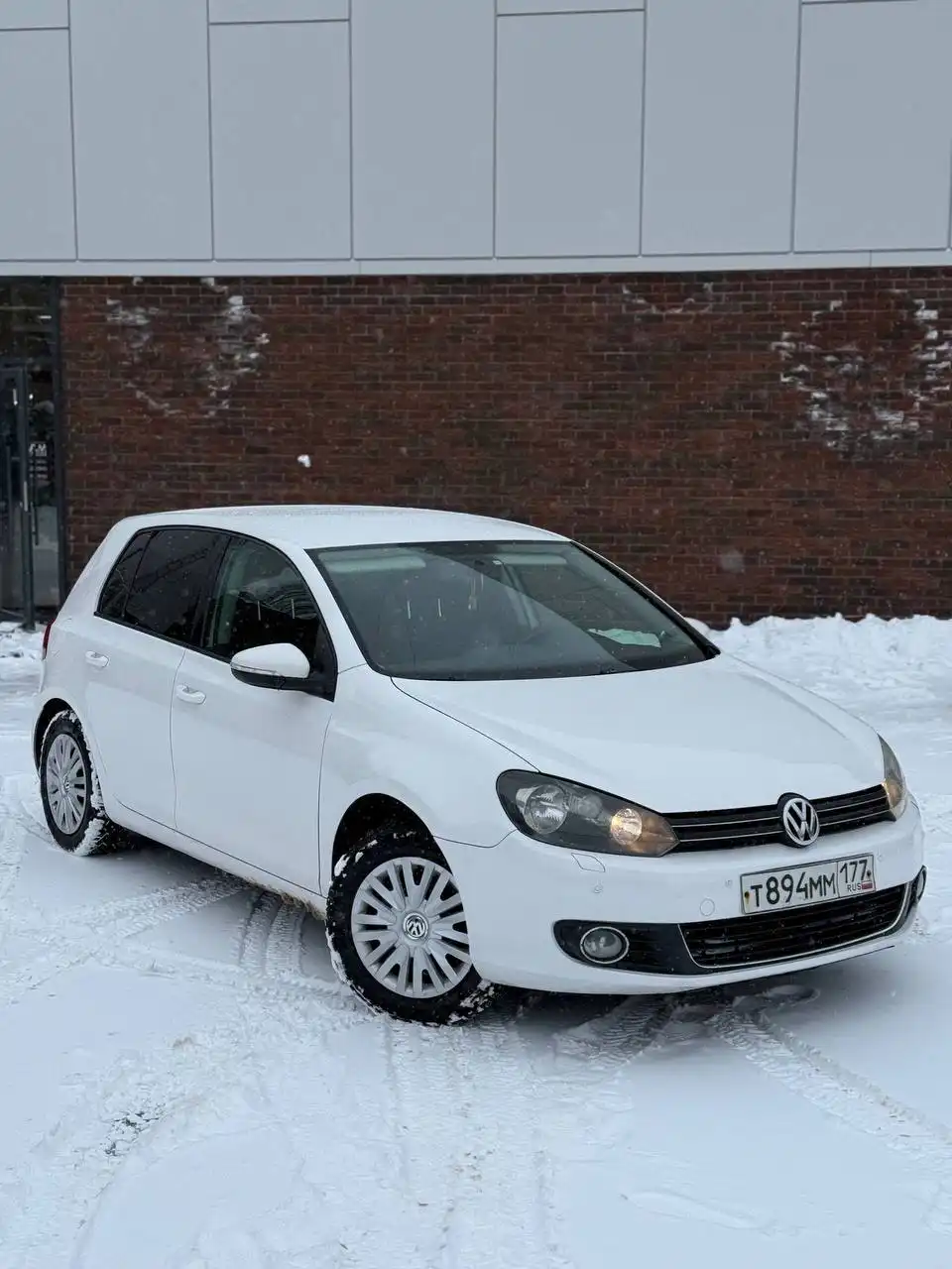 Volkswagen Golf 6 2012 года в отличном состоянии
