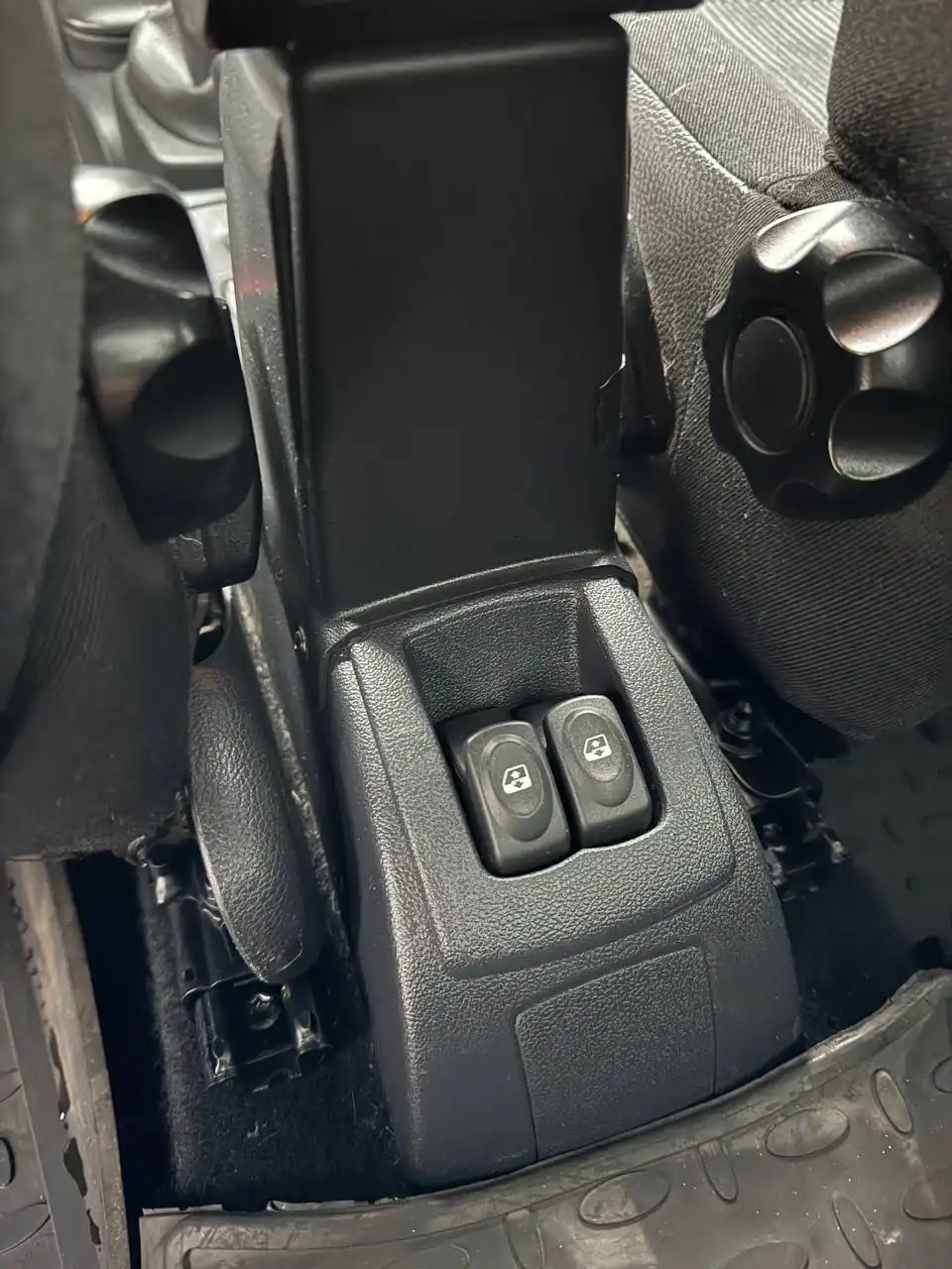 Renault LOGAN 2012 в отличном состоянии