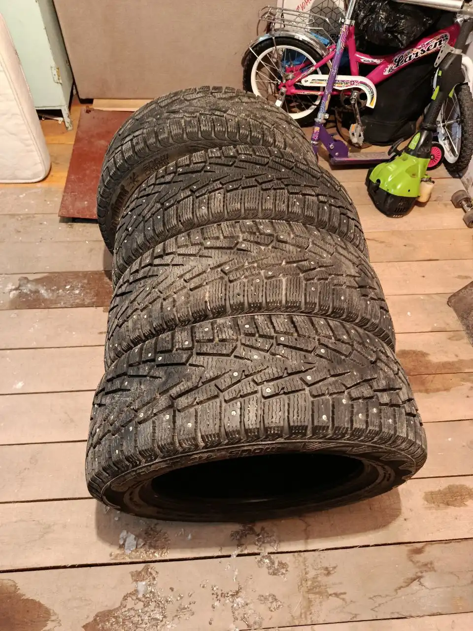 Авторезина 215/55/16 2021 года